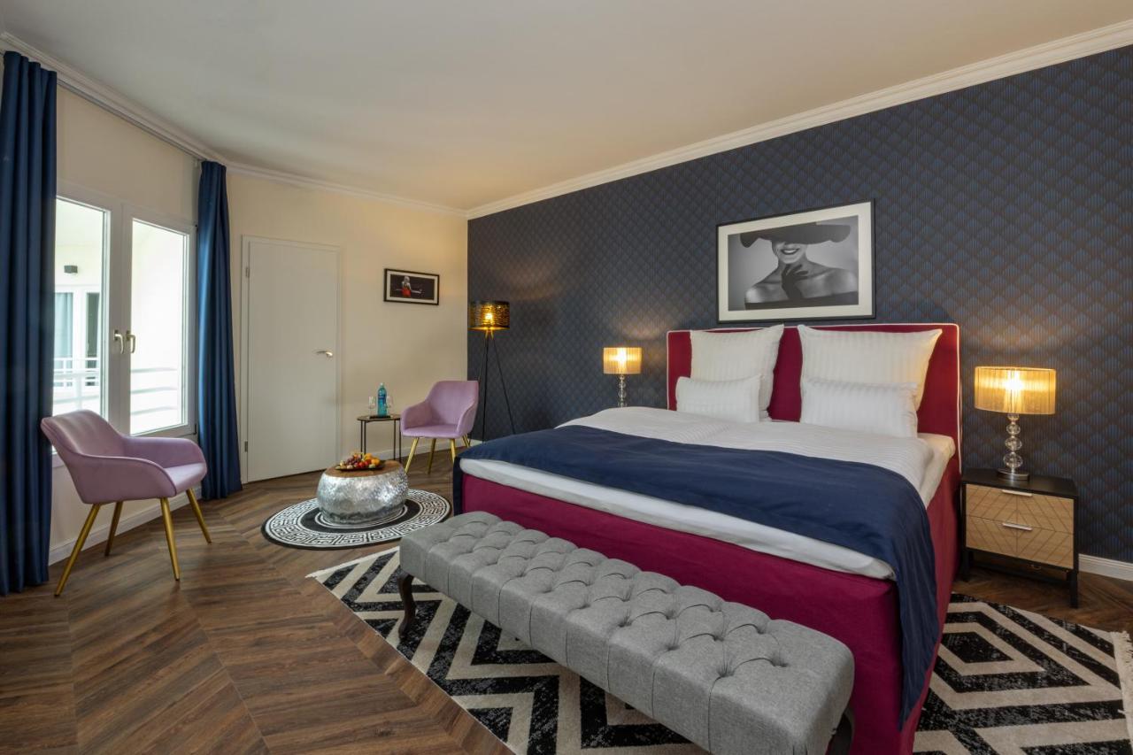 Schlosshotel 赖因斯贝格 外观 照片