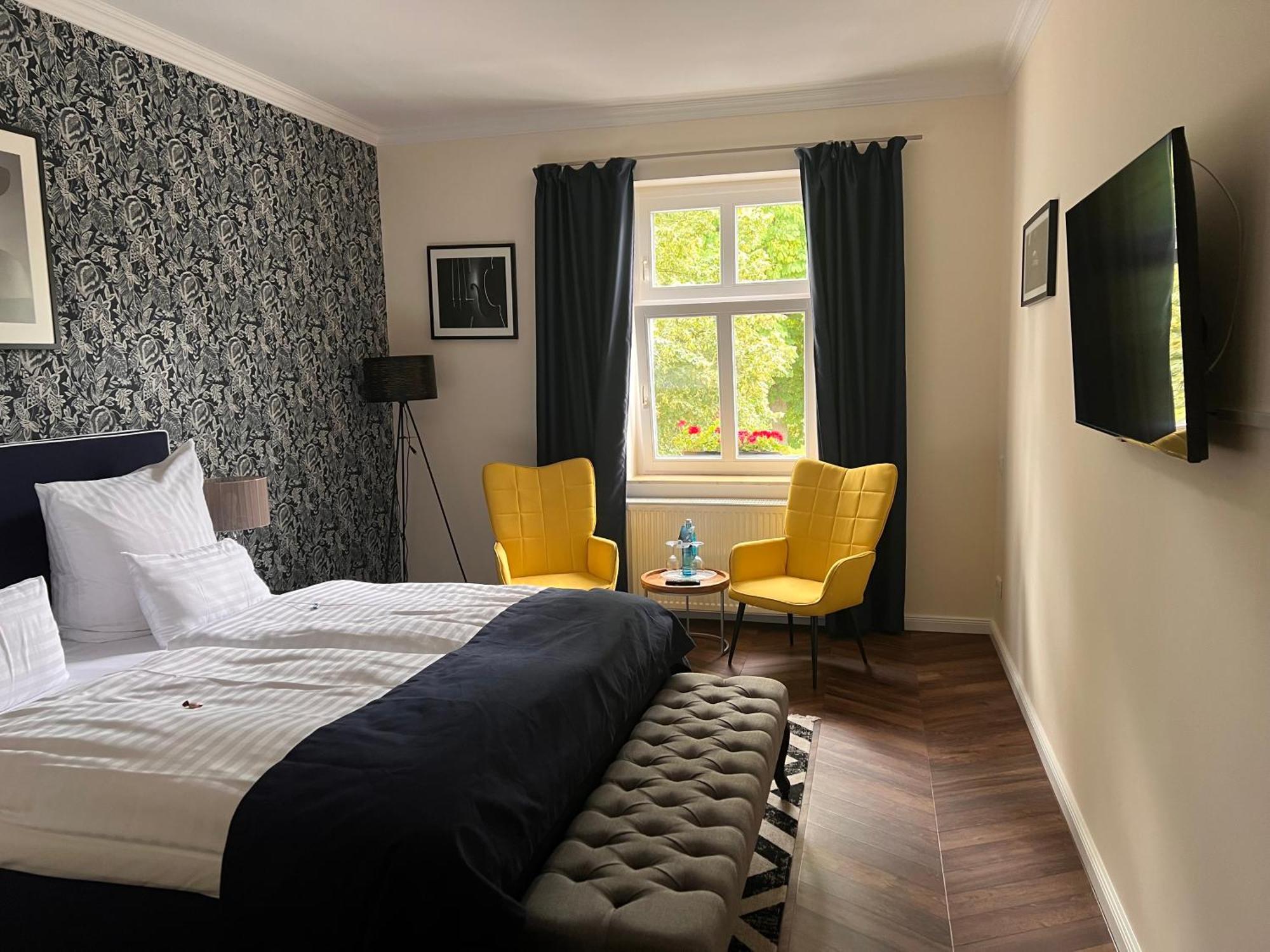 Schlosshotel 赖因斯贝格 外观 照片